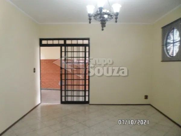 casa sobrado na Paulista com 2 quartos, sacada e 2 banheiros - Foto 5