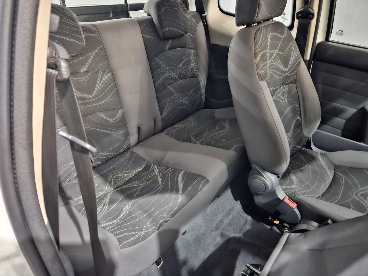 Fiat Strada Working 1.4 MPI Fire Flex 8V CD 2013 - Foto 5