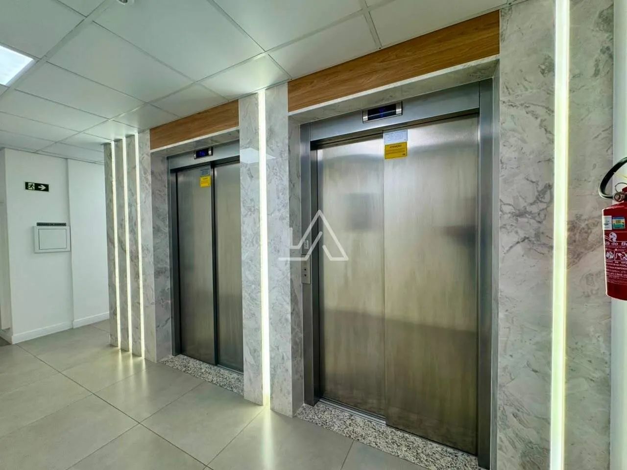 SALA COMERCIAL A VENDA EDIFICIO PREMIUM CENTER, VAGA DE GARAGEM, PASSO FUNDO RS - Foto 5