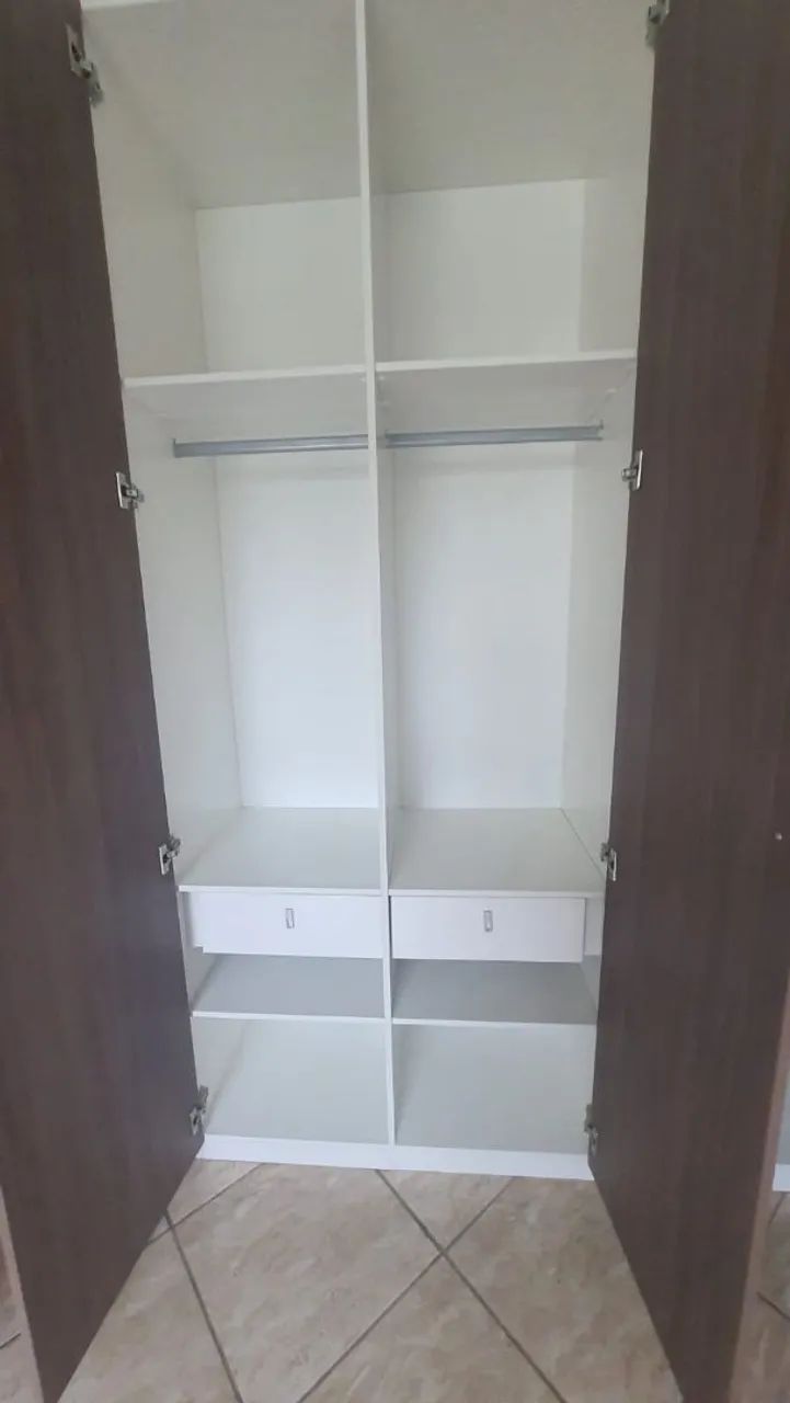 Guarda roupa de marcenaria - Foto 2