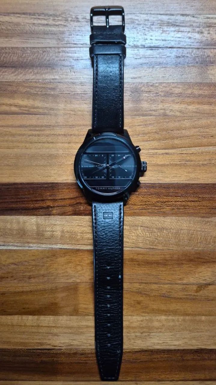 Relógio Tommy Hilfiger black com pulseira de couro  - Foto 2