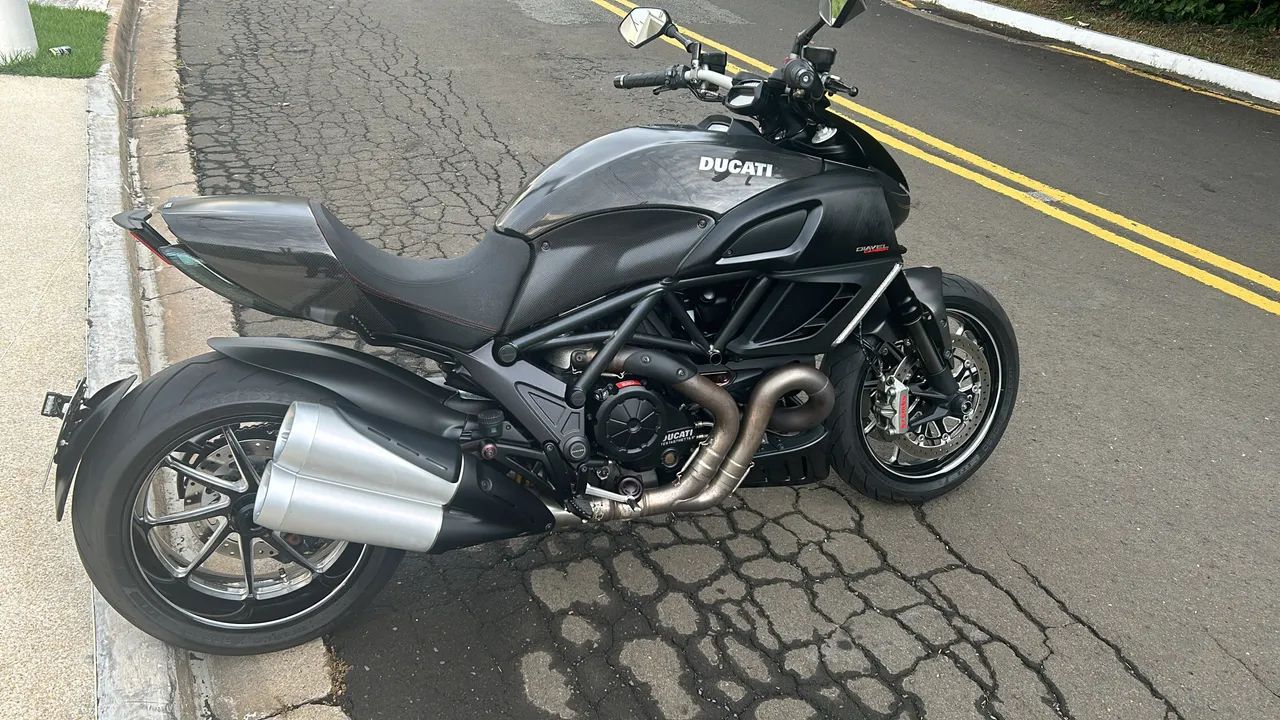 Ducati Diavel  - Foto 3