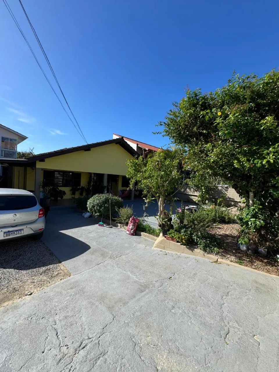 Casa com 3 dormitórios + amplo quintal à 600m da Praia do Santinho e Ingleses! - Foto 2