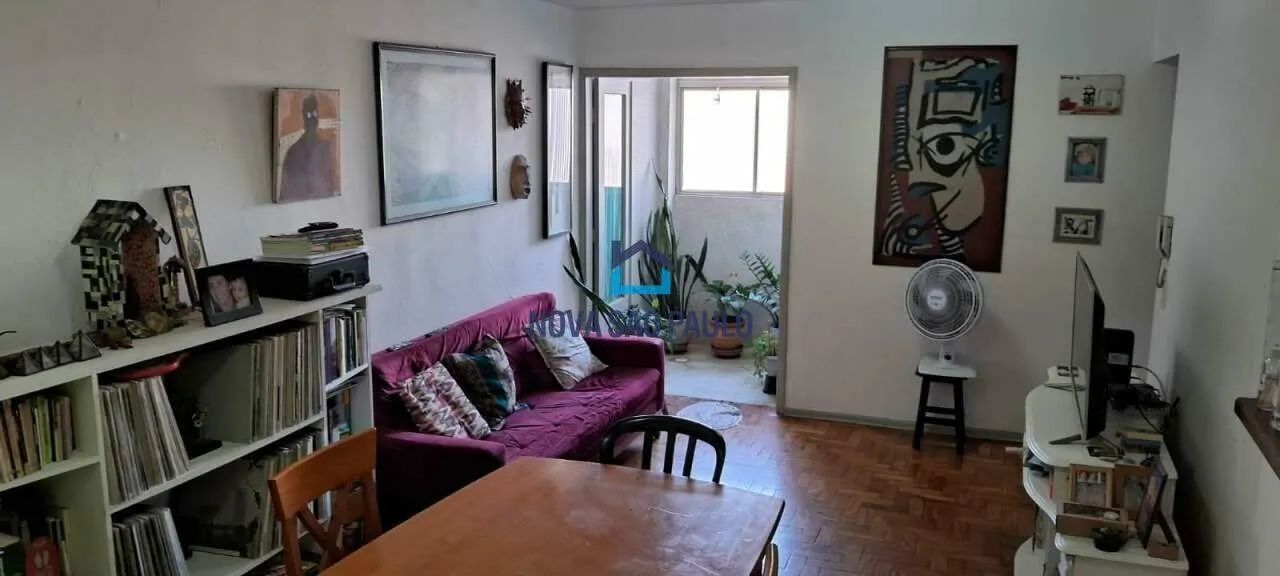 Apartamento com 02 quartos na região do Cambuci