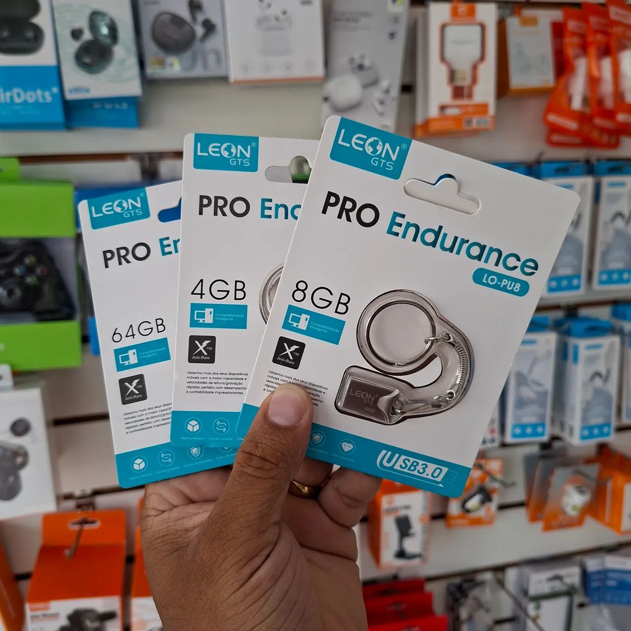 Pen drive 4gb ao 64gb com Chaveiro - entrega em slz e região 