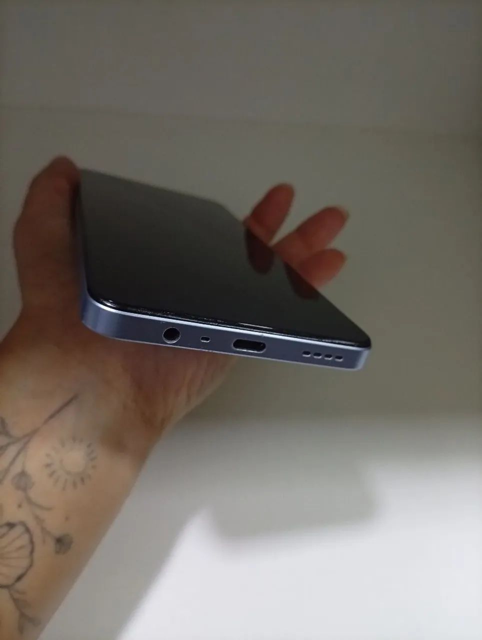 Vende-se Realme UI note 60  - Foto 3