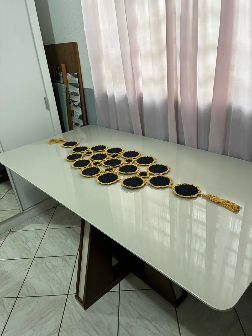 Mesa de jantar com 6 cadeiras  - Foto 2