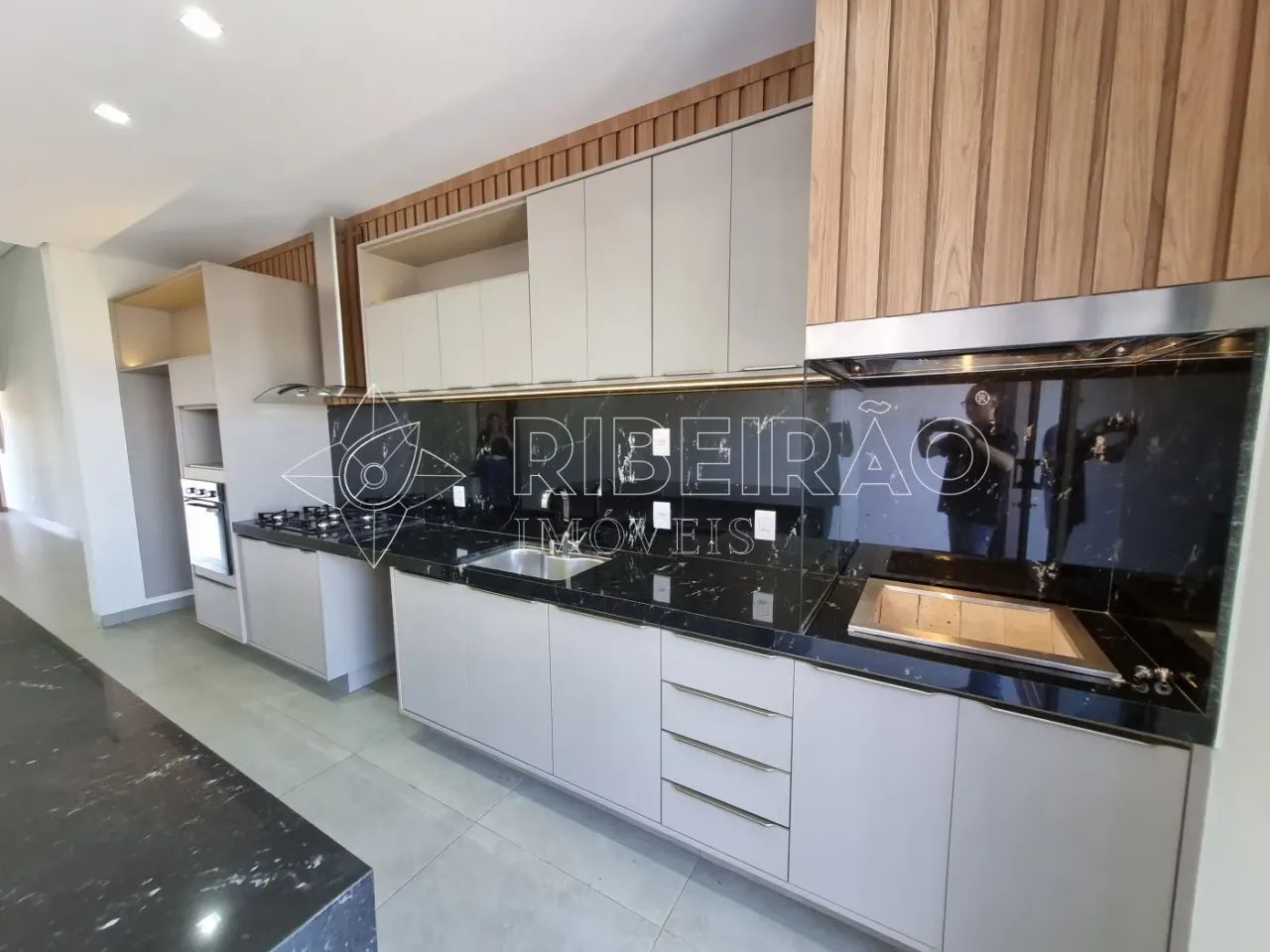 Casa térrea para locação com 3 suítes e piscina - Foto 5