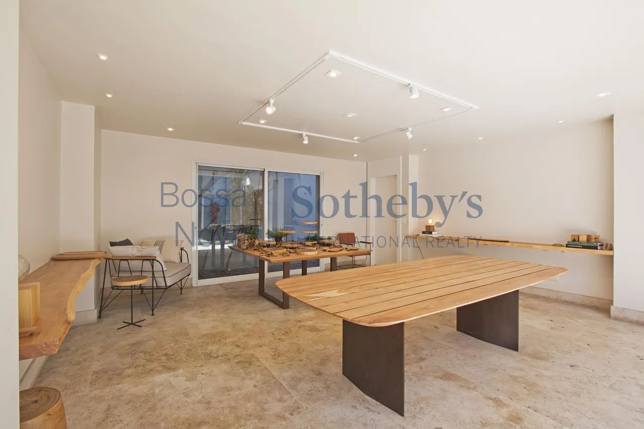 Casa em ótima localização para reforma - Foto 2