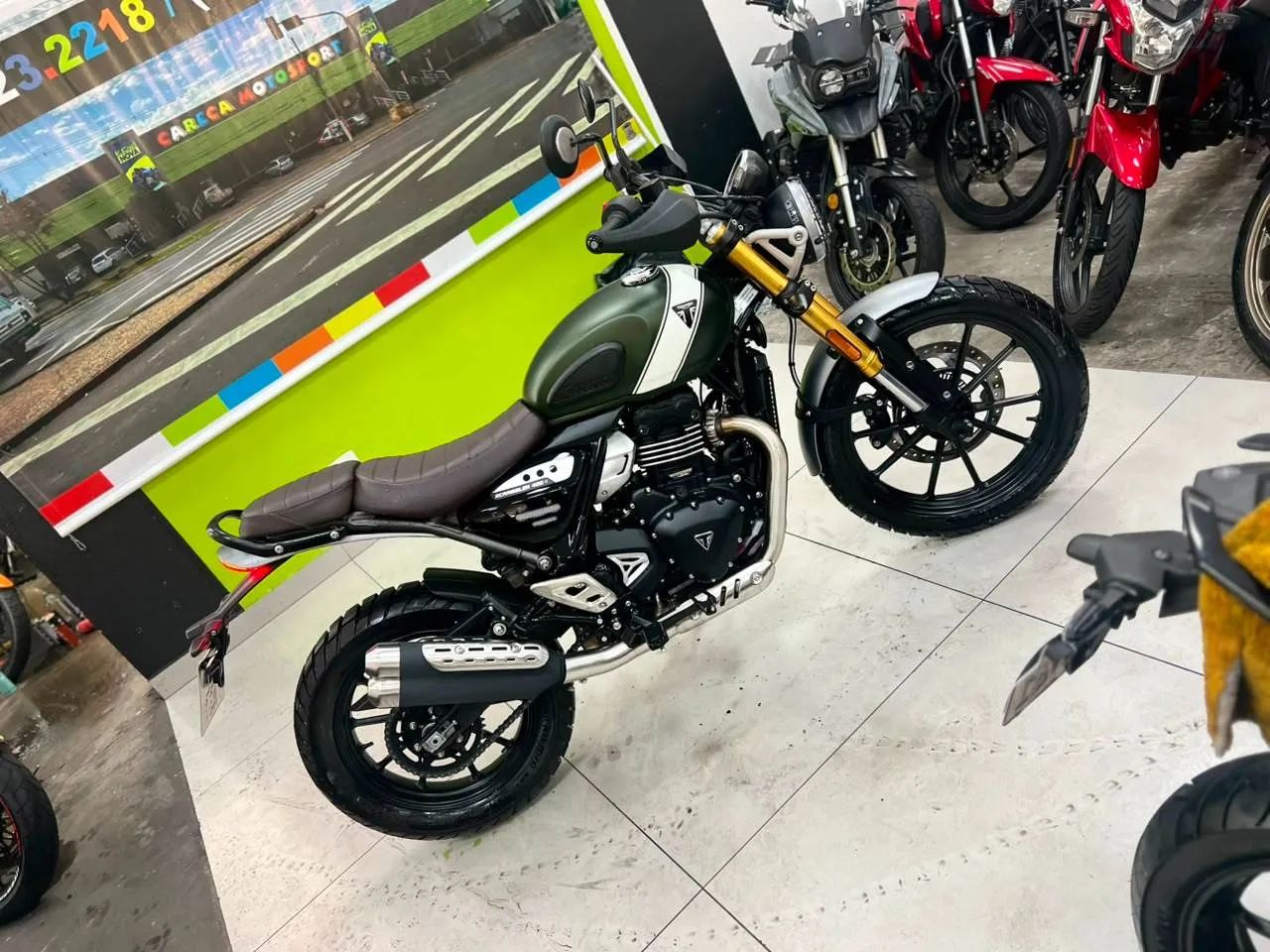 TRIUMPH SCRAMBLER 400 X - Foto 2