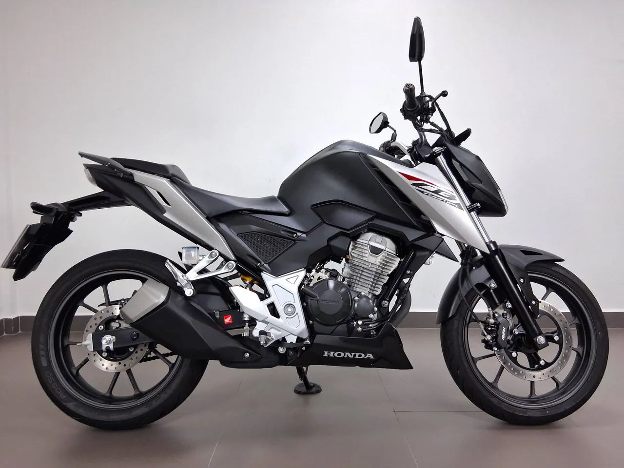 HONDA CB 3