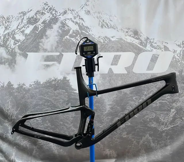 Quadro EDRO Range EX Full Carbono XL - Novo + SIDLuxe