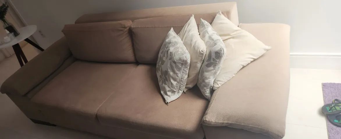 Sofá 3 Lugares 2,37m - Excelente Estado