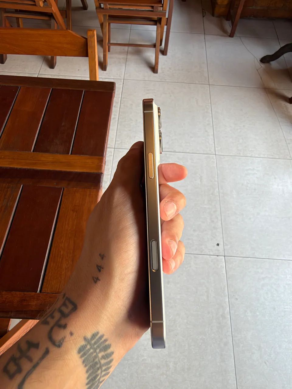 iPhone 16 Pro Max 256GB Titânio Branco - Foto 3