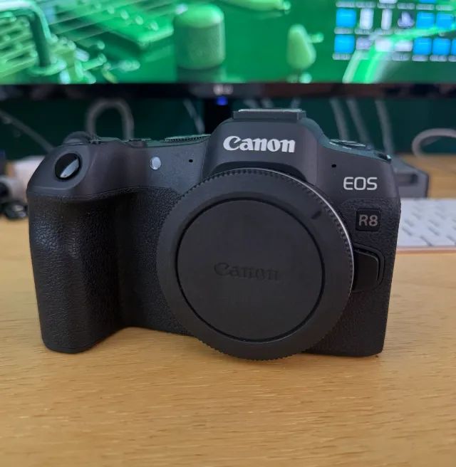 Câmera Canon R8 - Full Frame - Excelente Estado - Foto 5