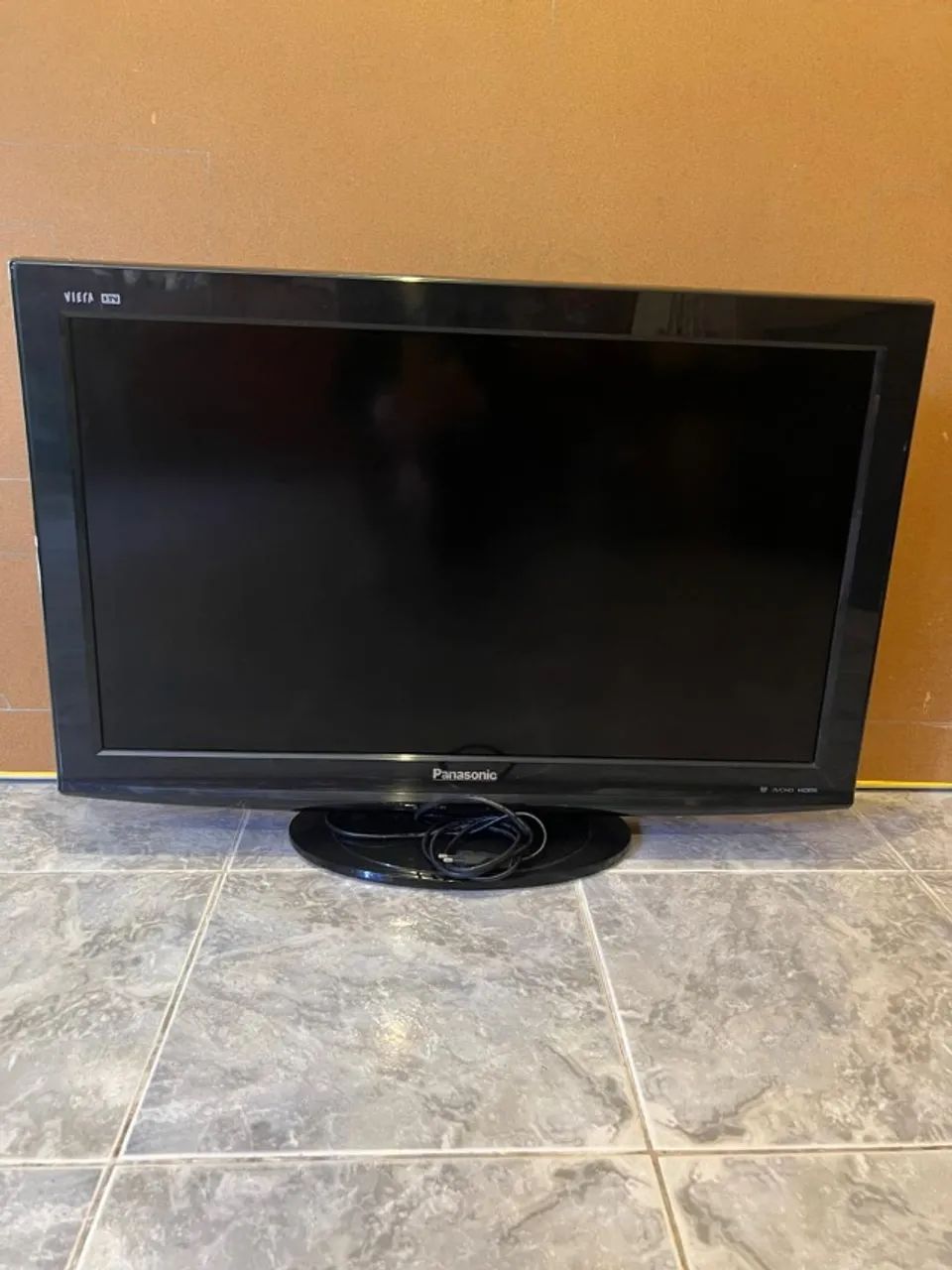 TV LCD Panasonic Viera 32" - Excelente Estado