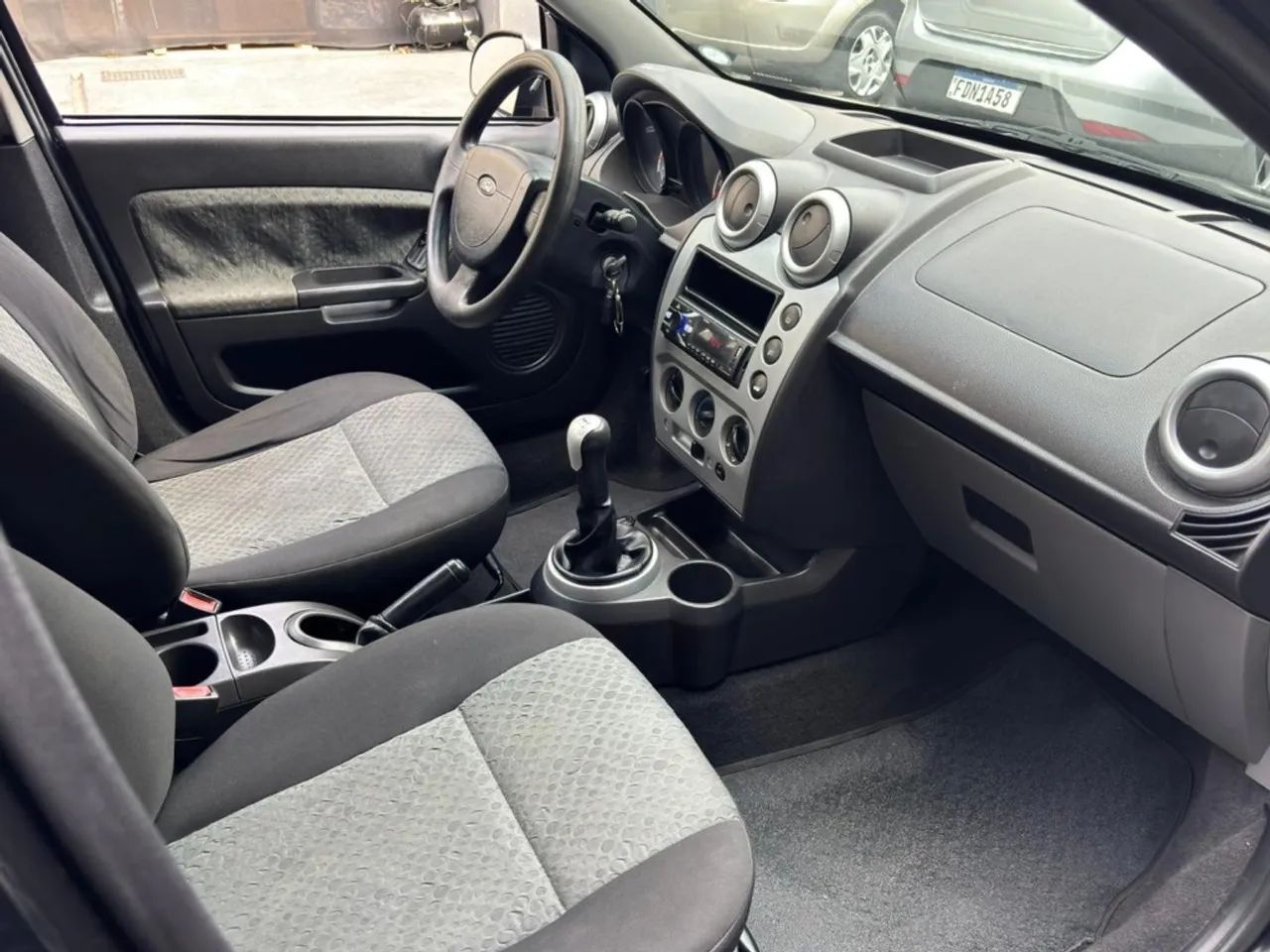 Ford Fiesta 1.6 8V Flex/class 1.6 8V Flex 5P 2011 - Foto 4