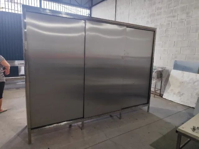 Armário inox com bojo 2500x600x900mm 