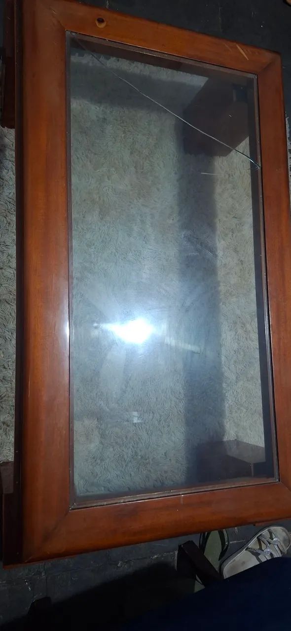 Vendo mesa de centro de madeira maciça 1,20×60 - Foto 2