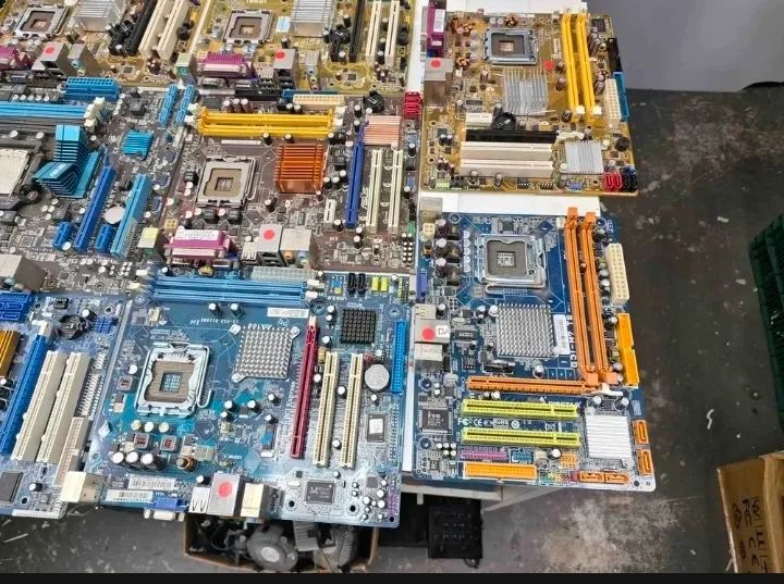 Lote de 10 kit placa mãe lga 775 core 2 duo quad funcionando com processador memória  - Foto 2