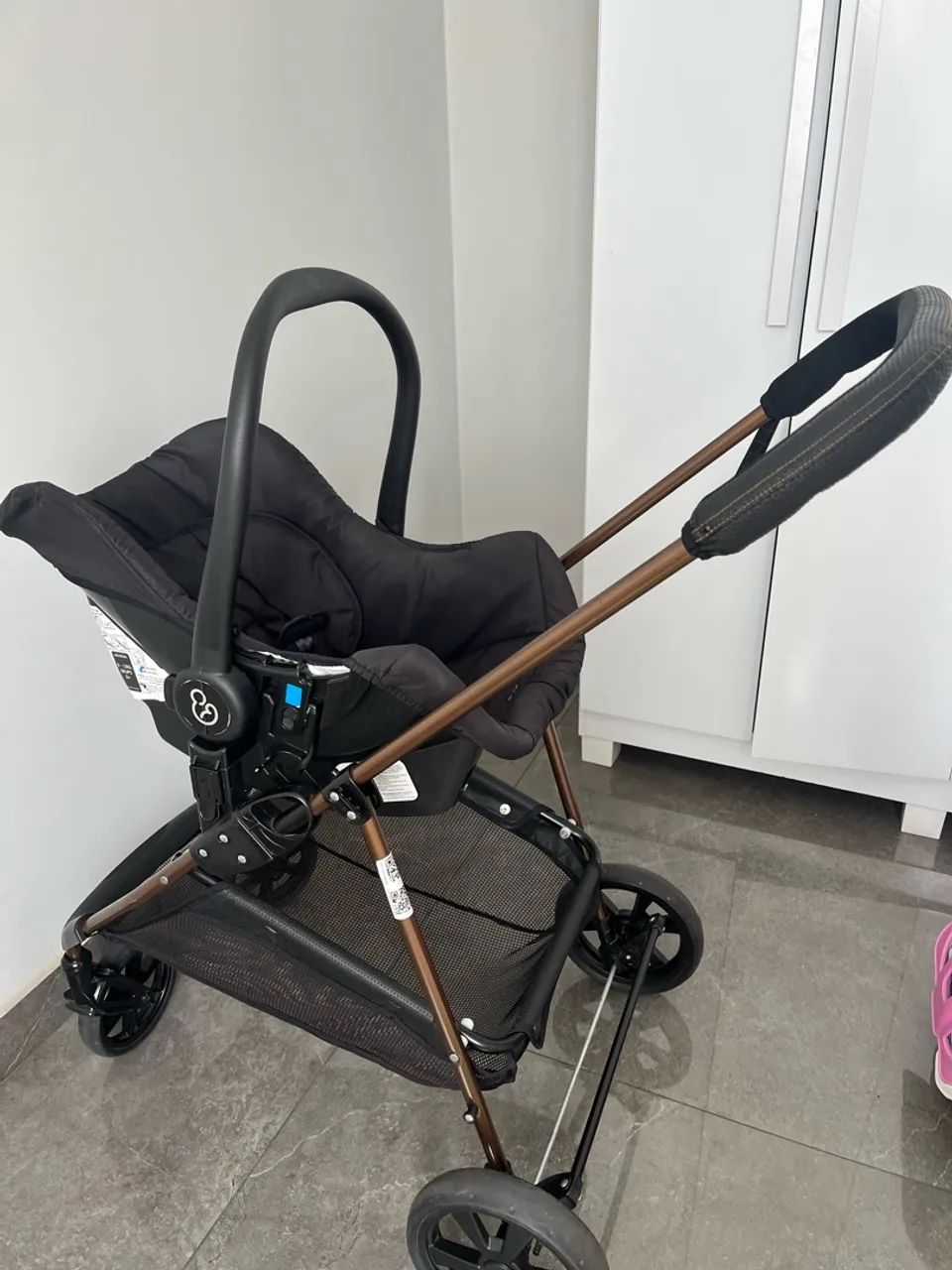 Carrinho de bebê(acompanha bebê conforto) - Foto 3