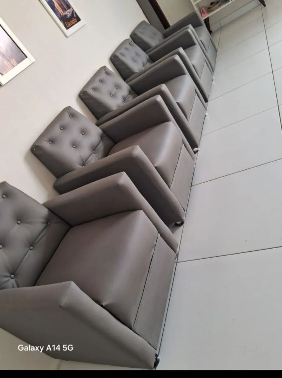 Poltronas  apartir RS 260,00 sob encomenda, contato( 98)9  *  - Foto 4