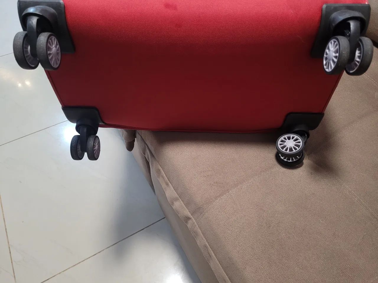Mala de viagem 23kg marca By Rocato  - Foto 5