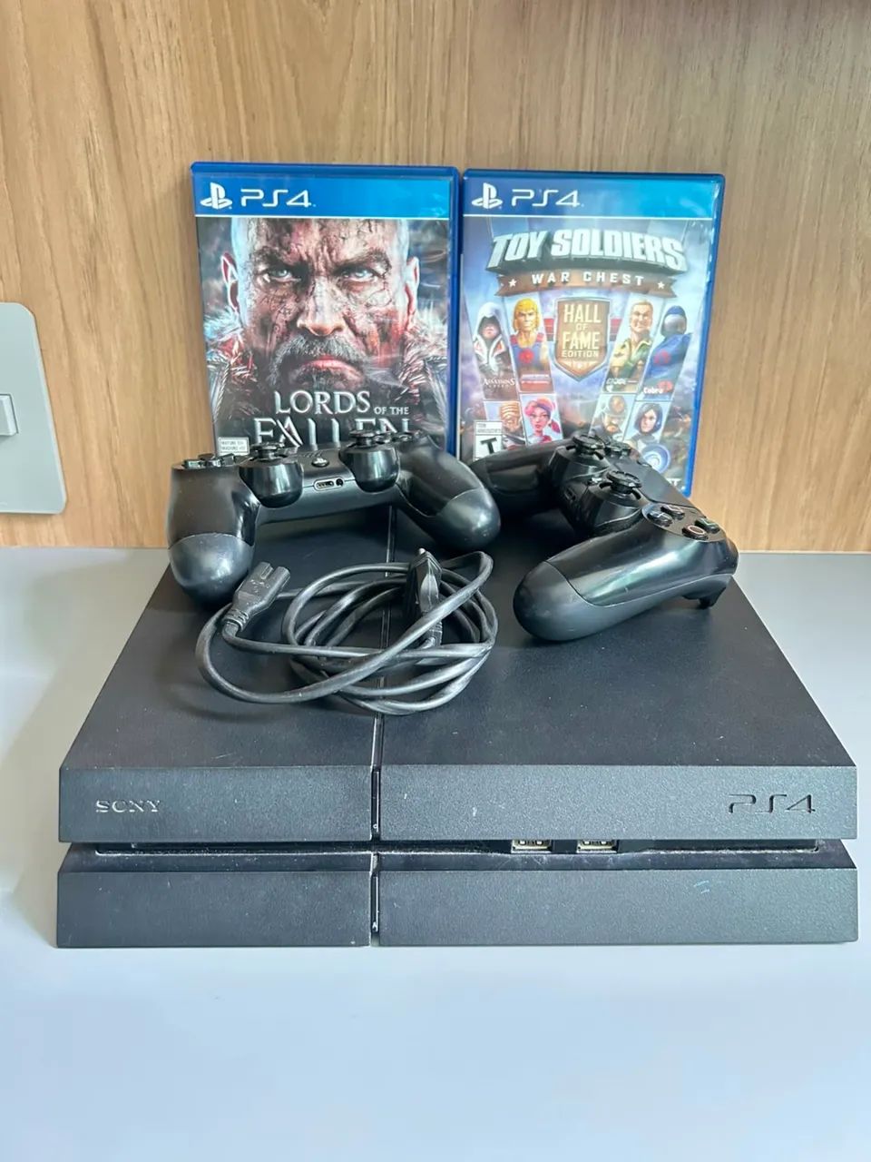 PlayStation 4 em bom estado - Foto 2