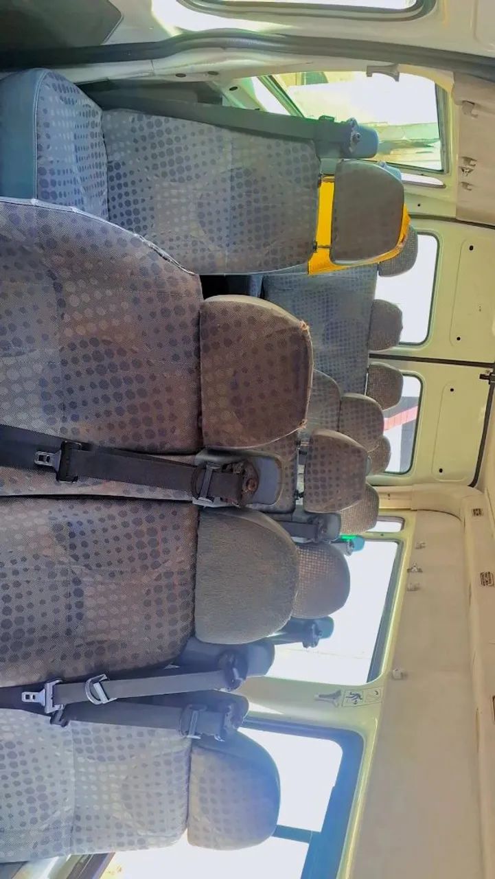 Ford transit 2.4 diesel 16 lugares - Foto 4