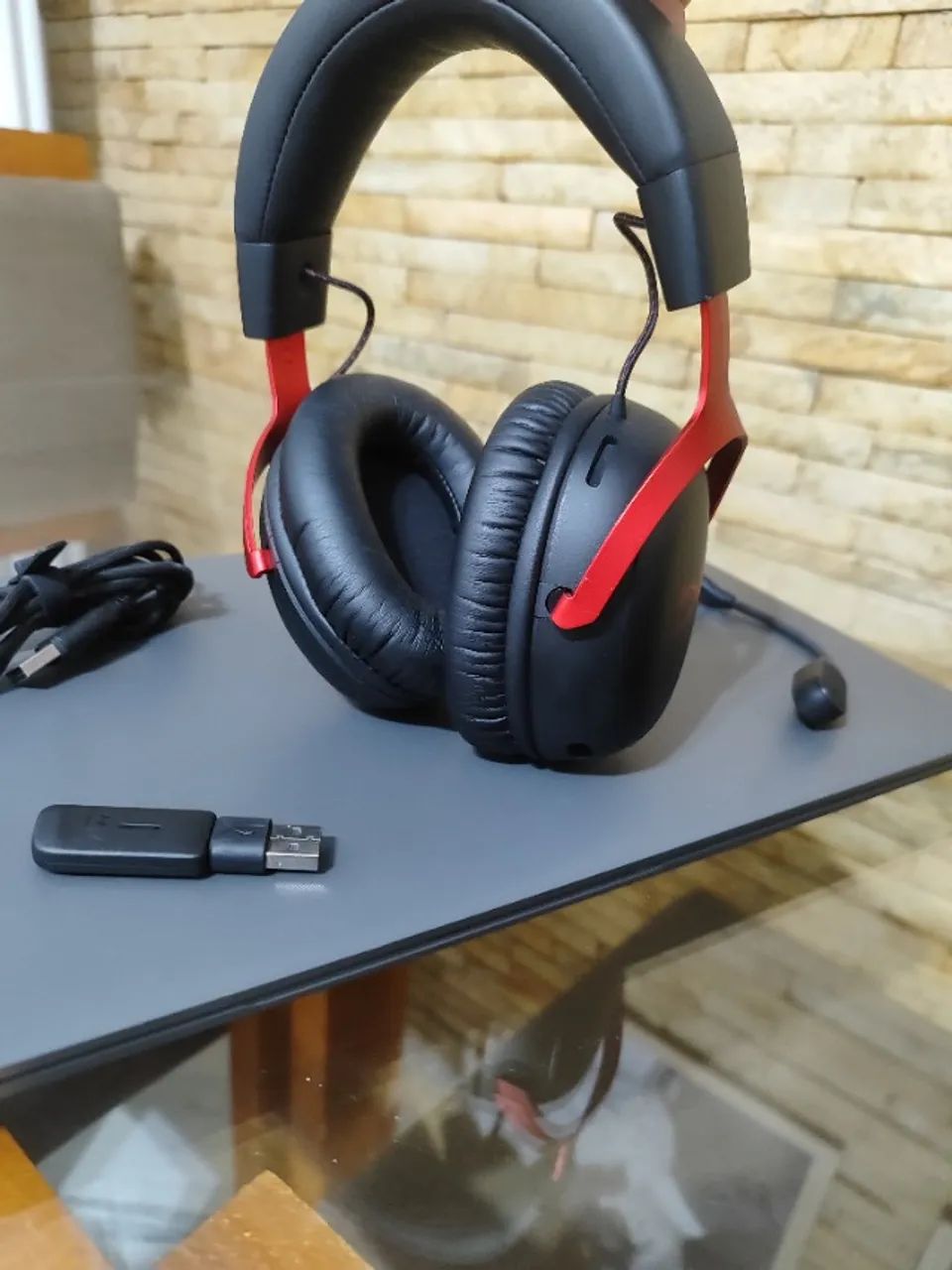 HyperX Cloud III 有線 開封済み ほぼ新品 Headset HyperX Cloud III Wireless (sem fio) - Oportundiade - Fones