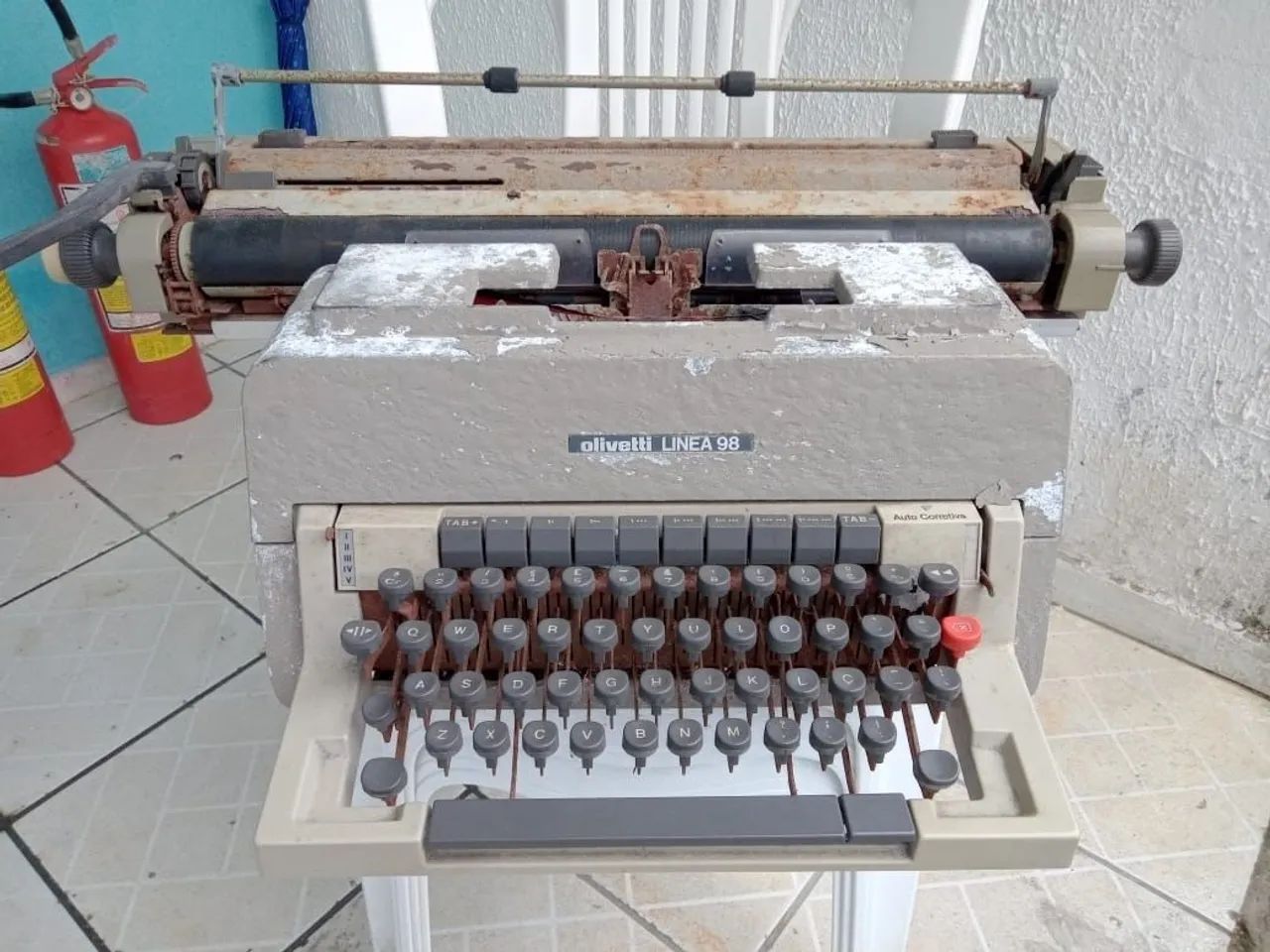 Máquina de datilografar antiga