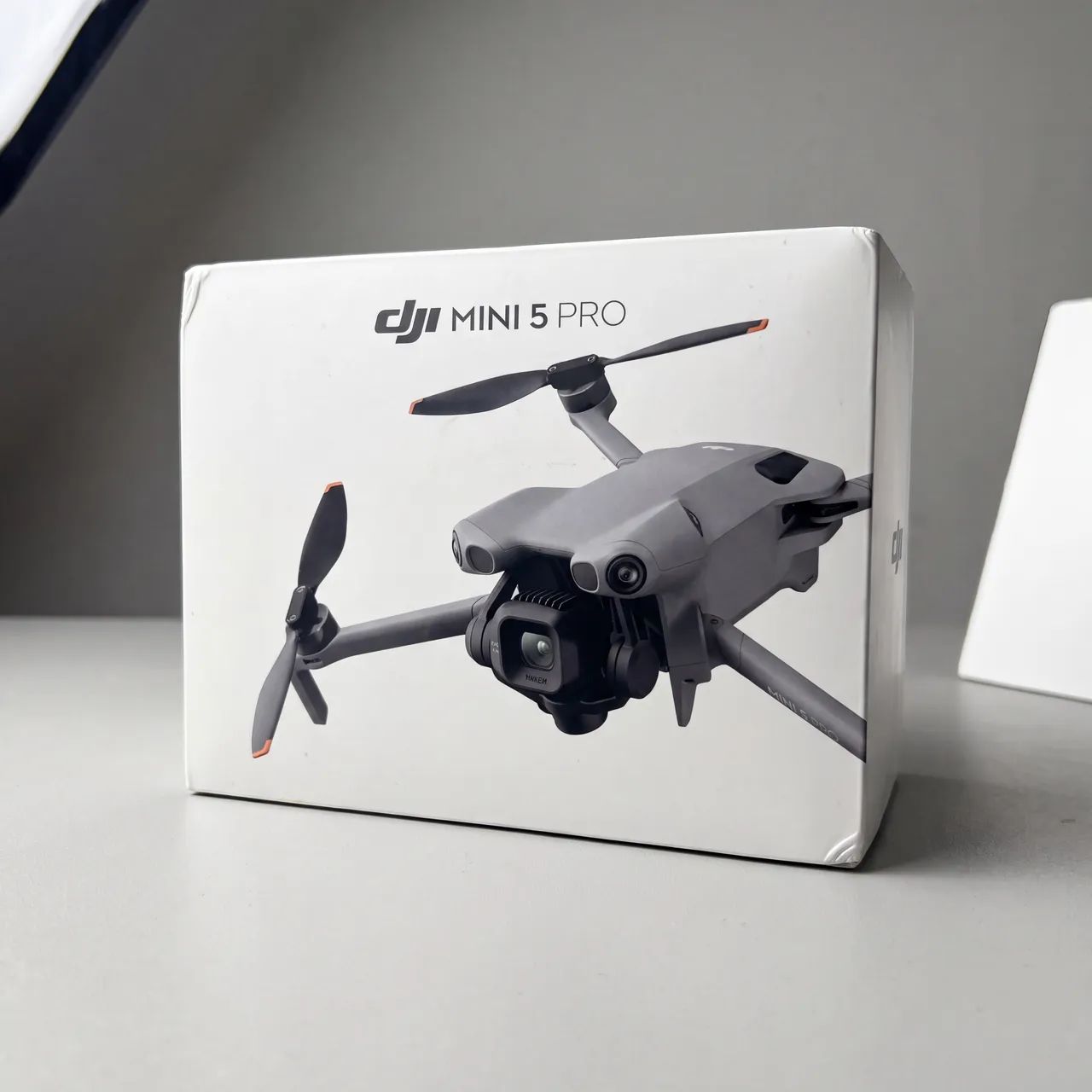 Drone DJI Mini 5 Pro Lacrado Com Controle - LACRADO