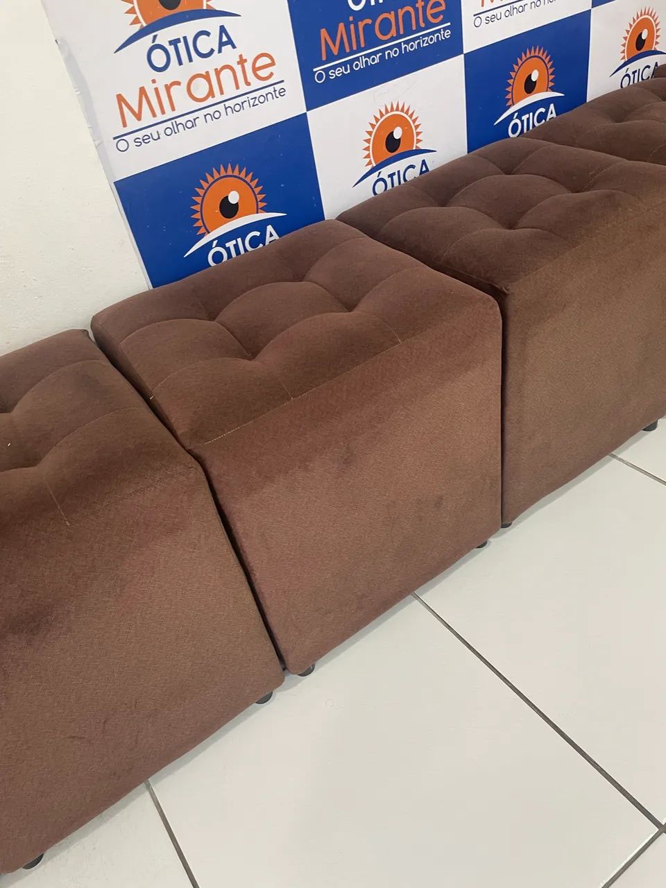 Vendo Puffs em ótimas condições  - Foto 3