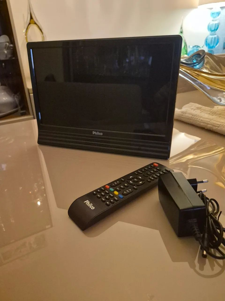 TV Philco 14? LED PH14E10D com controle e fonte - Foto 2