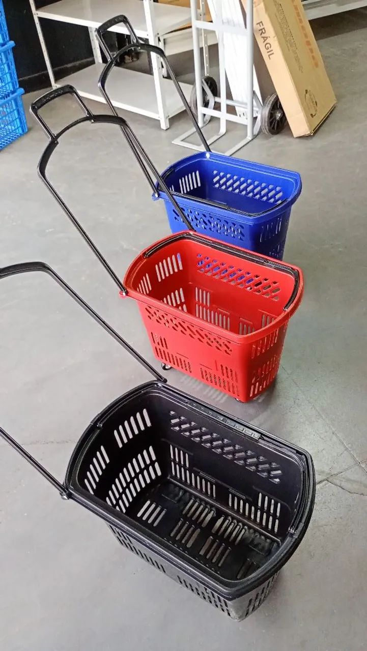 CESTA PLASTICA COM RODAS AVISTA 160.00 ZAP *  - Foto 2