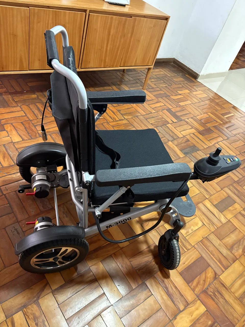 Cadeira de rodas elétrica - Foto 2