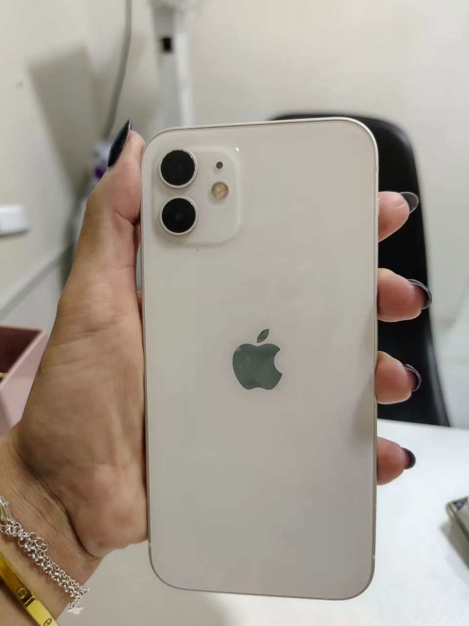 Iphone 12 branco 64g - Foto 2