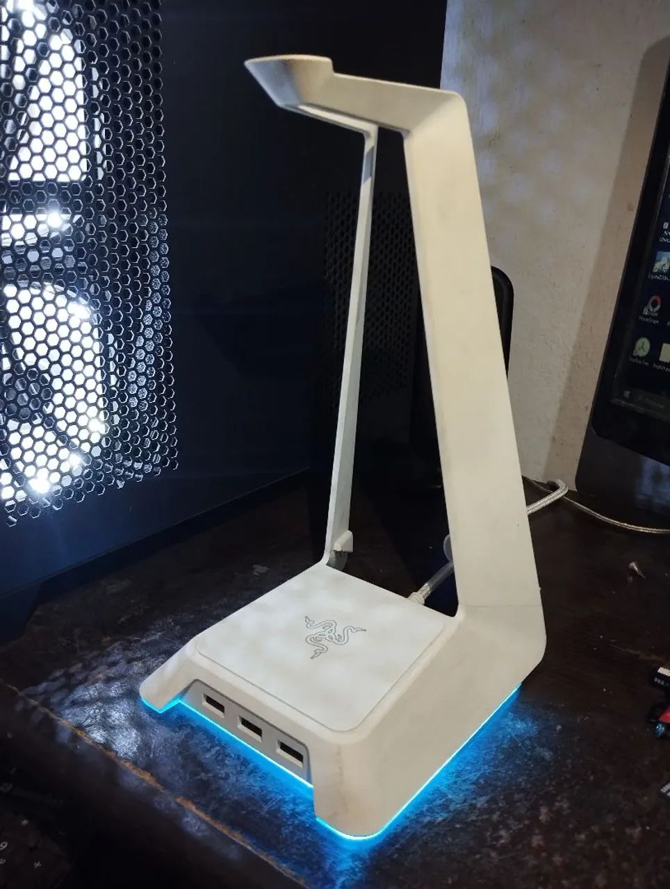 razer base station chroma RGB - Equipamentos e Acessórios de Som