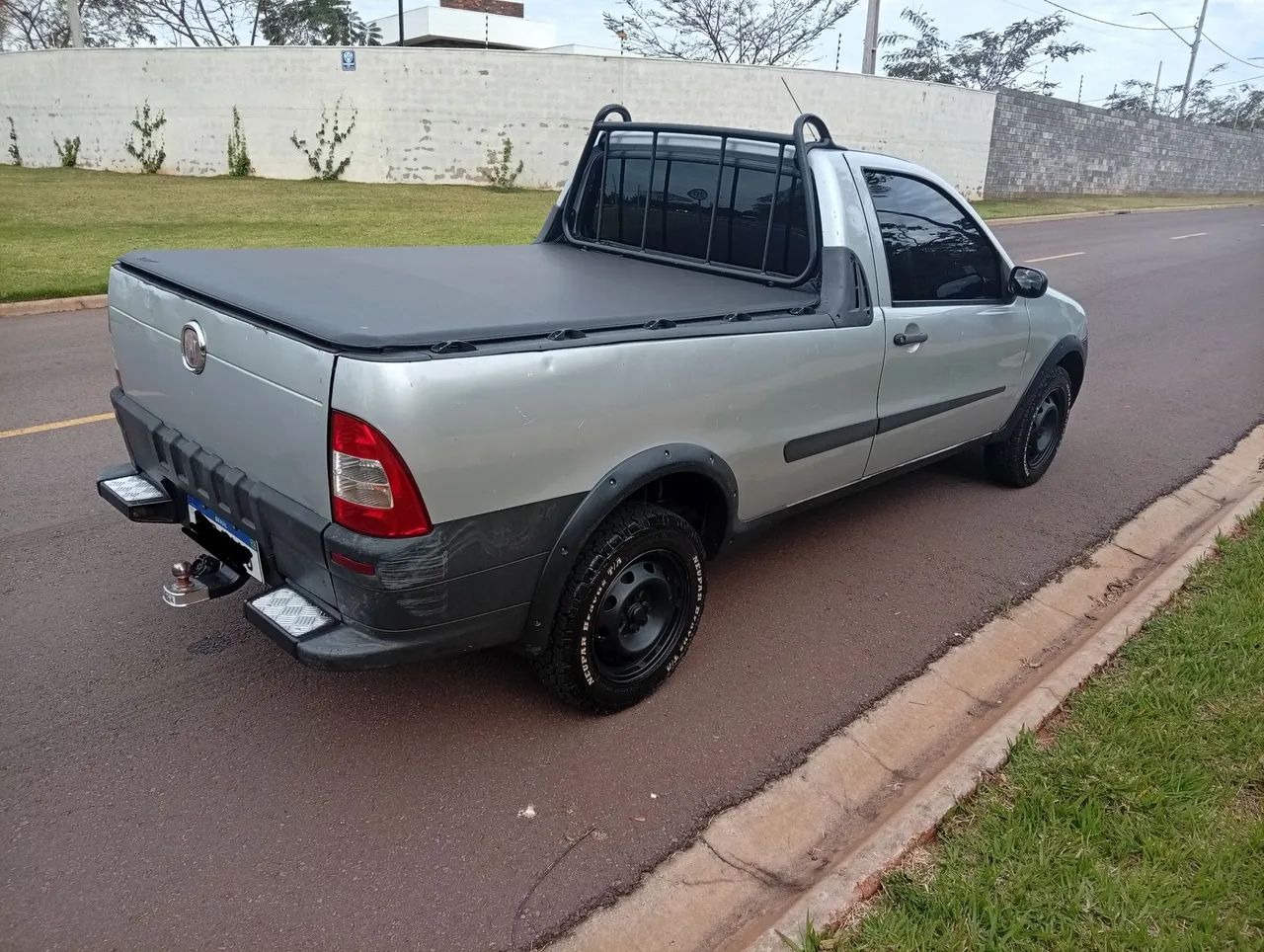 Fiat Strada 1.4 MPI Fire Flex 8V CS 2011 - Foto 2