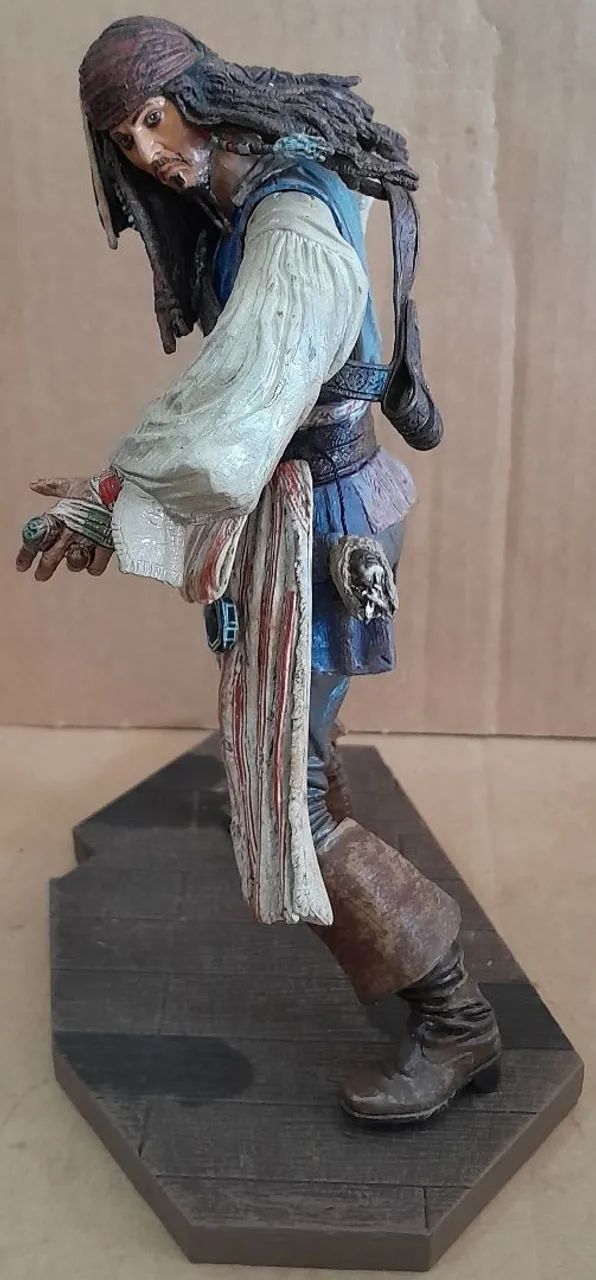 Jack Sparrow Piratas Do Caribe Neca - Foto 4