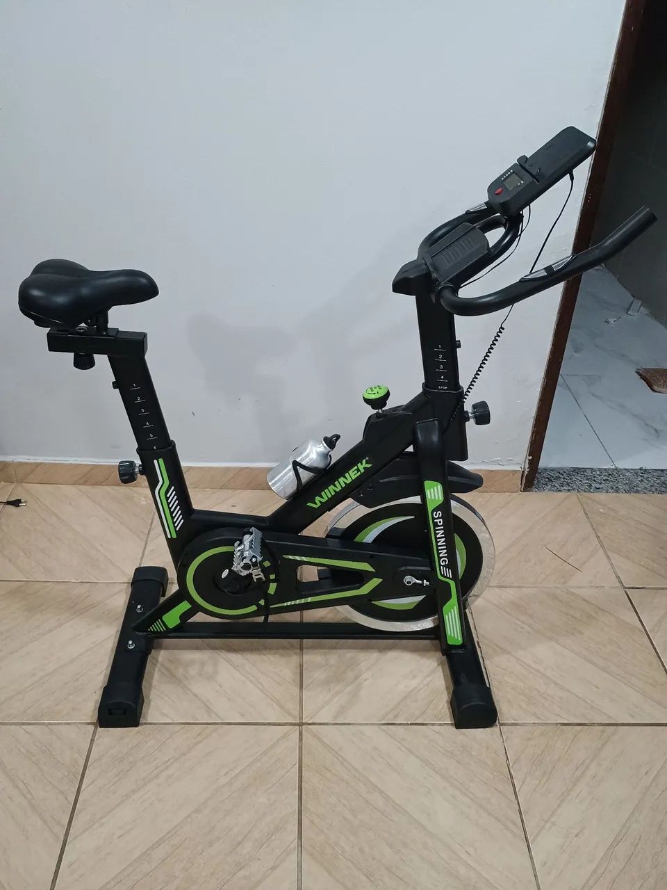 Bicicleta de Spning semi nova pouco usada 