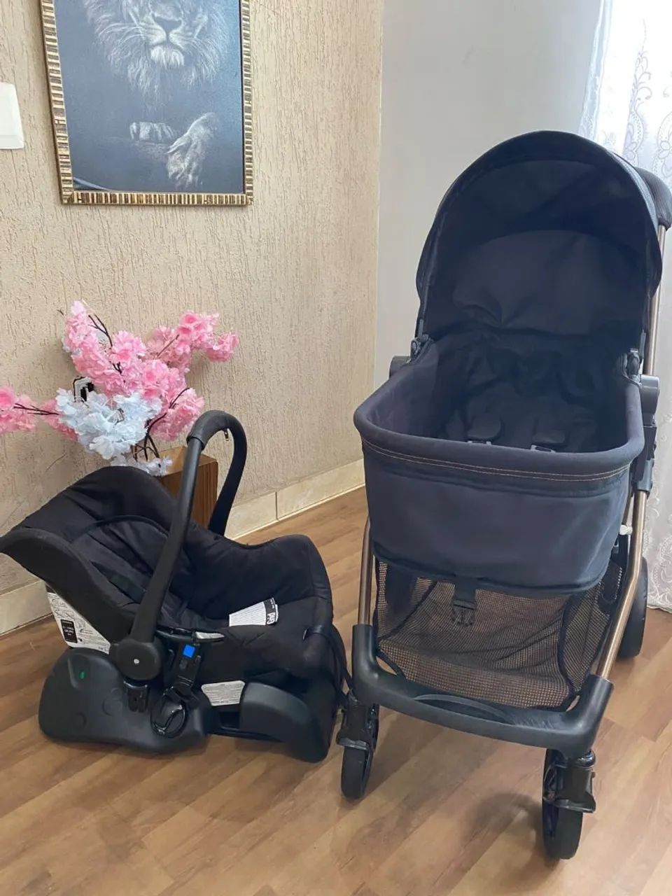 Carrinho Moisés com bebe conforto e base  - Foto 5