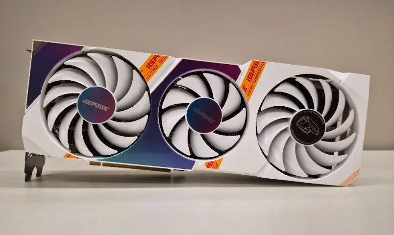  Placa de vídeo Colorful iGame RTX 3070 Ti 8GB Ultra White OC Triple Fan LED - TOP! - Foto 2