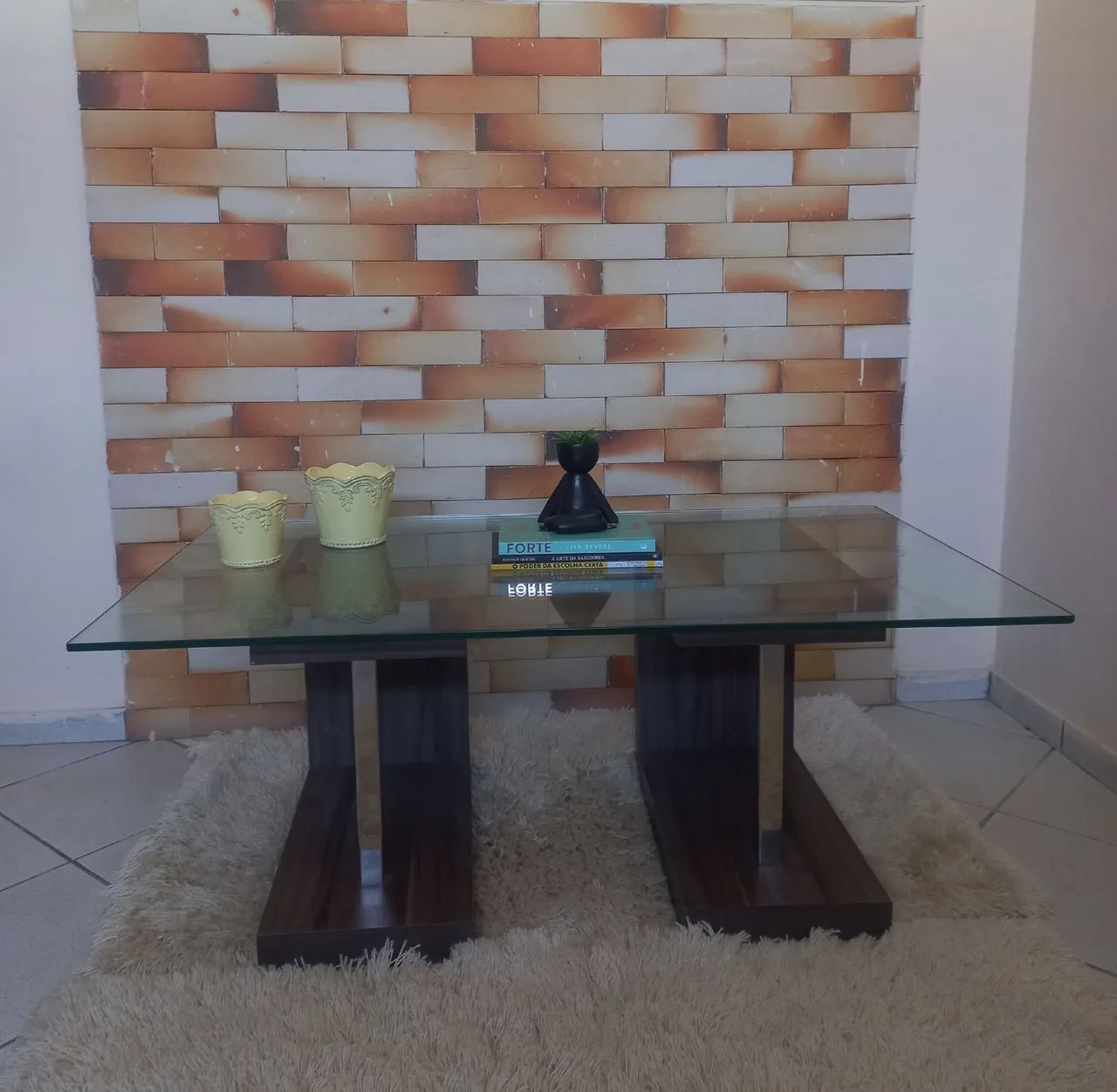 Mesa de Centro Grande 1,10m | Madeira Maciça | Vidro Grosso - Foto 2