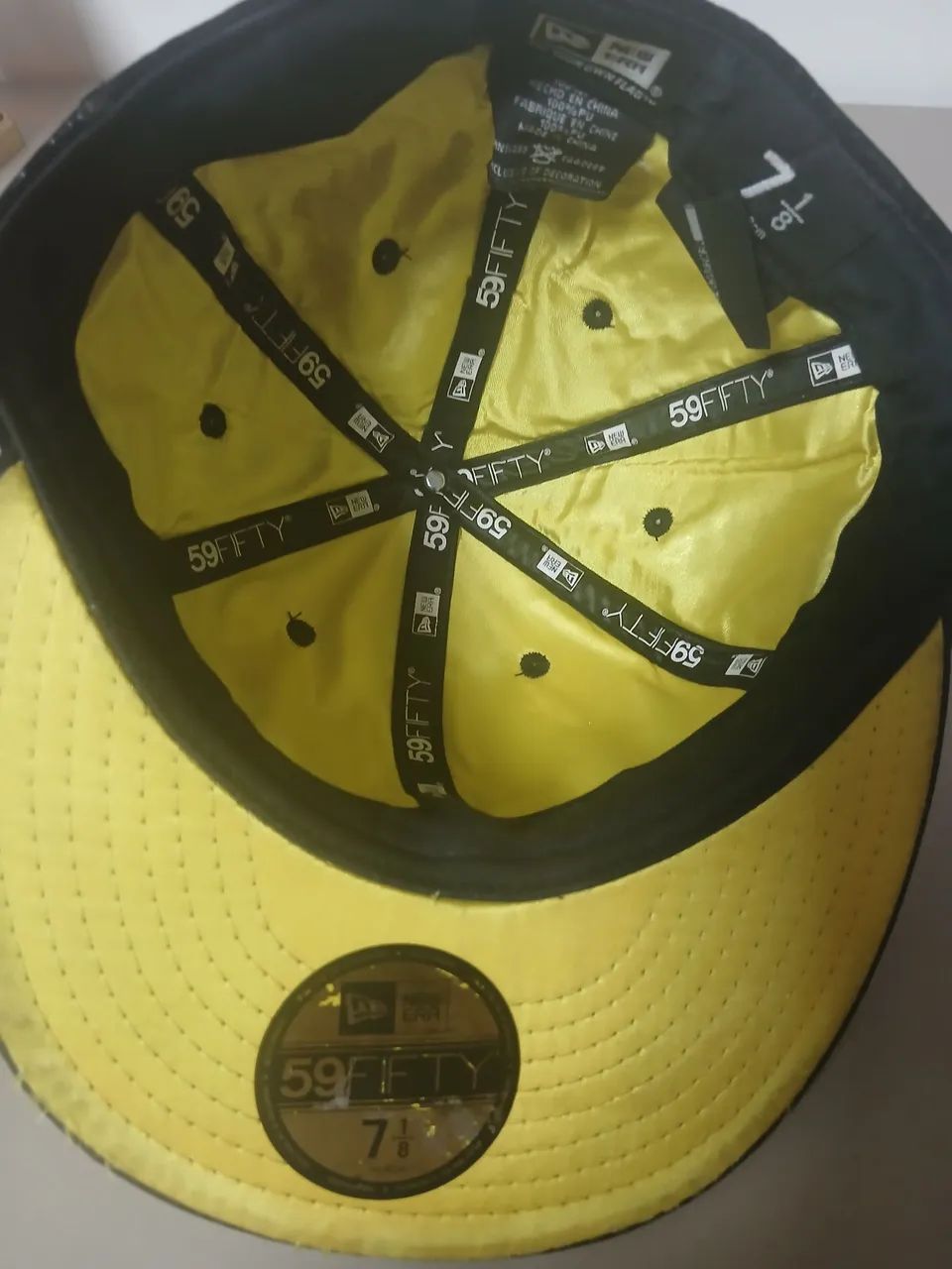 Boné New Era 59FIFTY  Tamanho 7 1/8 - Foto 3