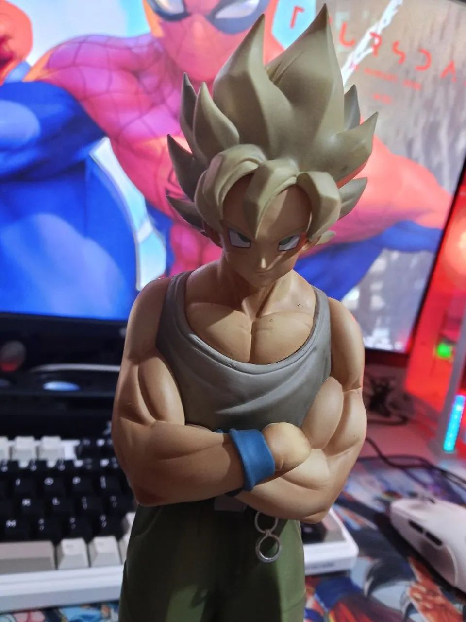 Action figure Goku SSJ (full power) - Foto 5