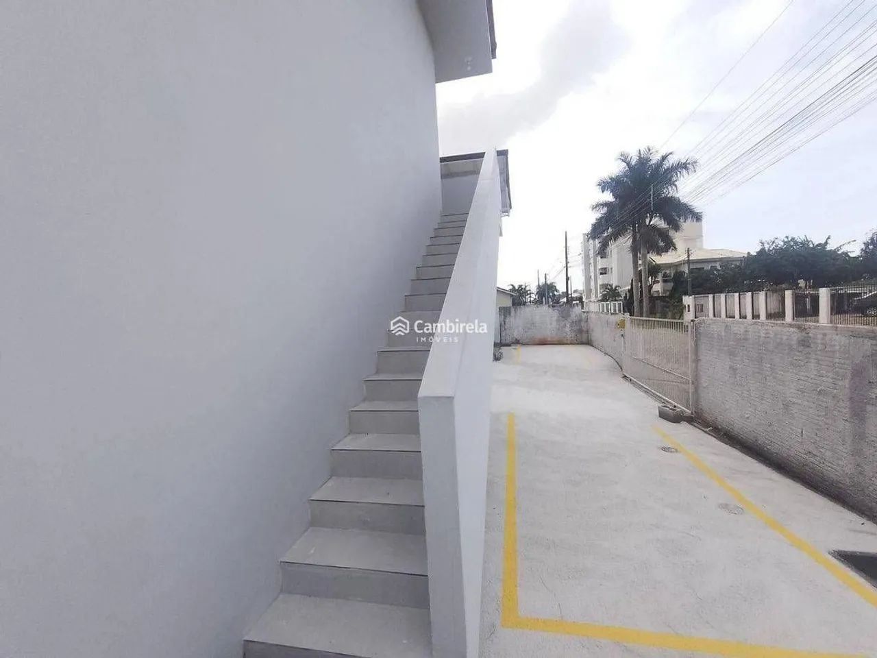 Apartamento de 1 Dormitório Aririu - Foto 2
