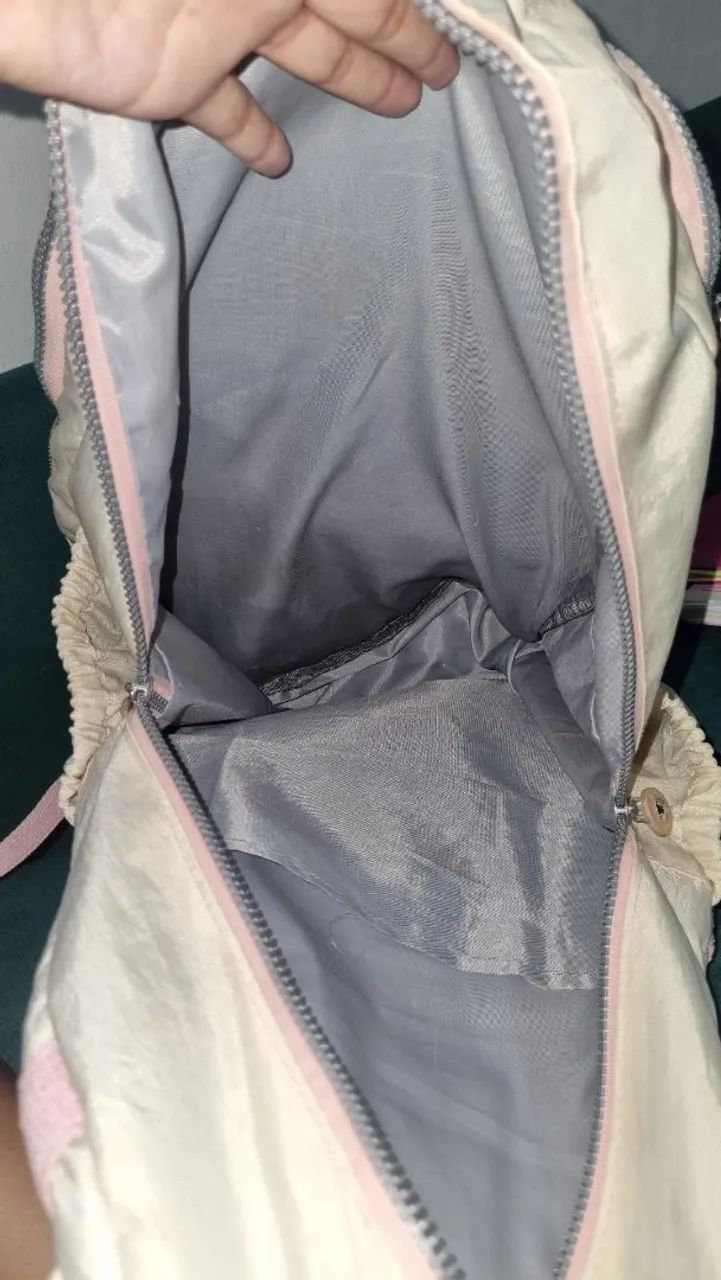 mochila Kipling de nylon bege/rosa.  - Foto 3