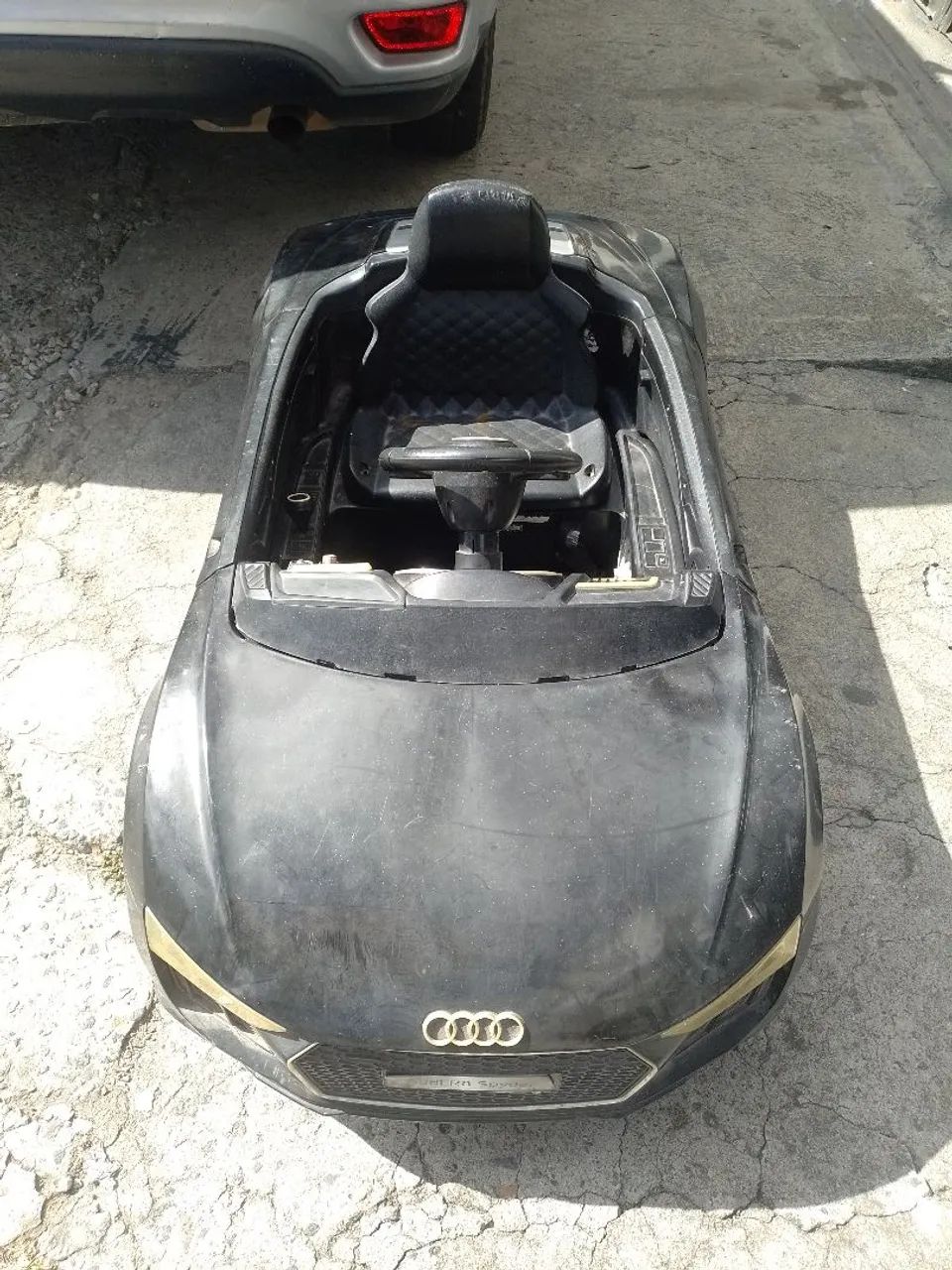 Carro elétrico infantil 