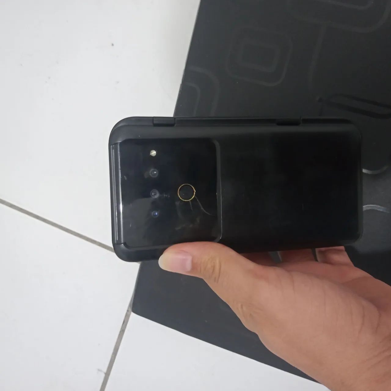 Celular LG thinq 5g - Foto 5